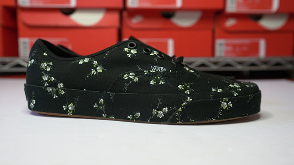 vans authentic black floral