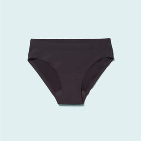 to-Go Panty Kit Includes 4 Items Seamless Thong Underwear Fresh Wipe  Pantyliner & Washbag Travel First Period Kit Feminine Hygiene Incontenance  Emergency 