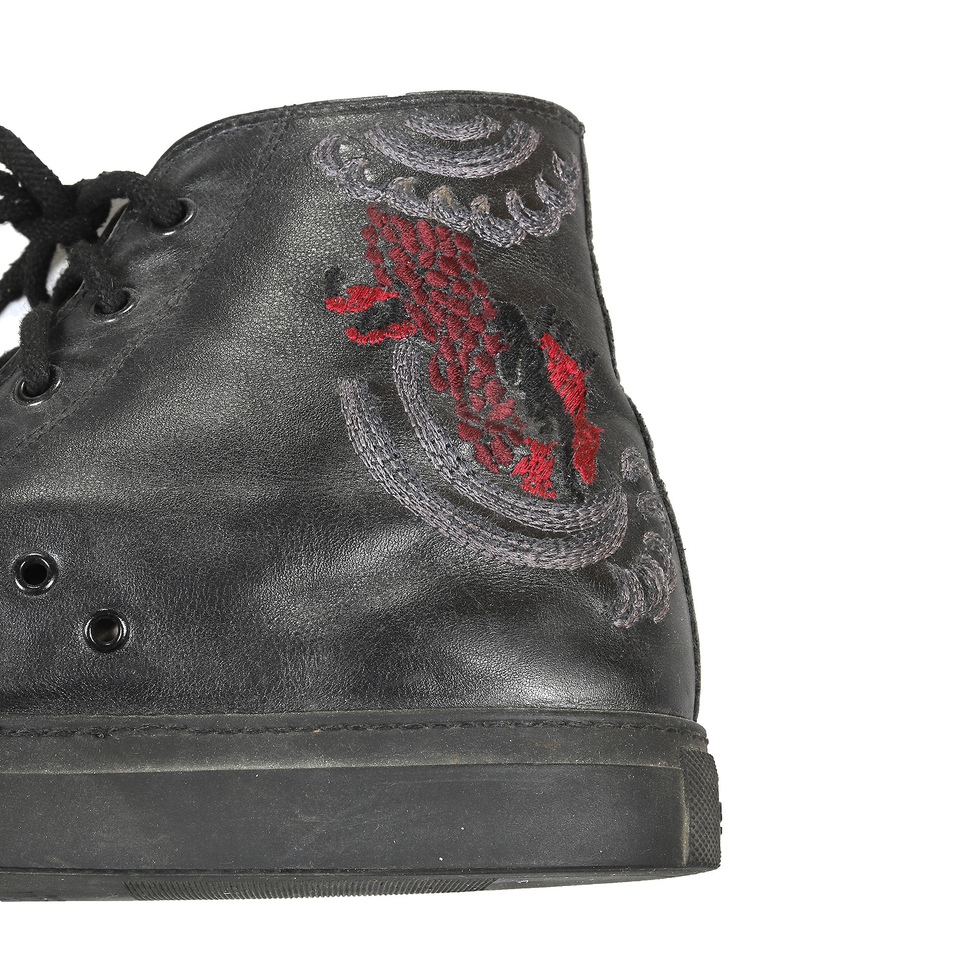 gucci chuck taylor dragon