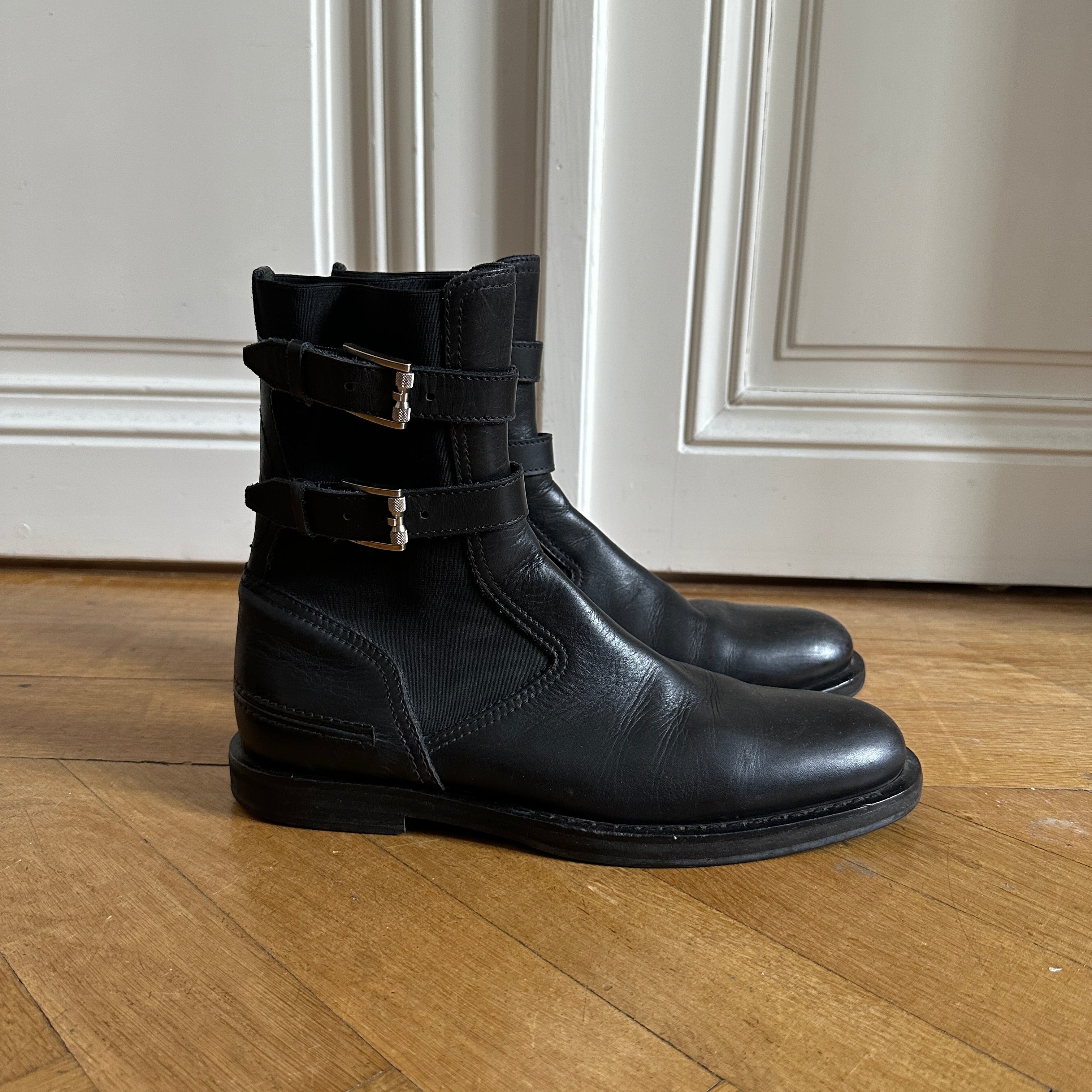 Dior Homme AW04 VOTC Buckle Strap Moto Biker Boots – Ākaibu Store