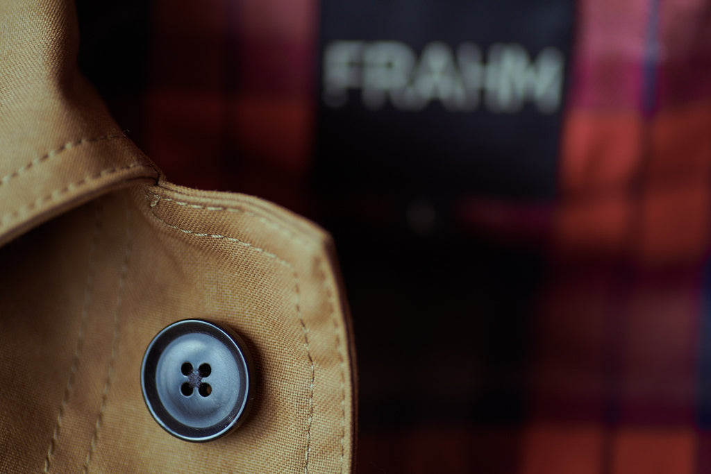 FRAHM WOODLAND WORKER'S JACKET WITH TRIPLE-BOUND BRUSHED ITALIAN HORN TOP COLLAR BUTTON