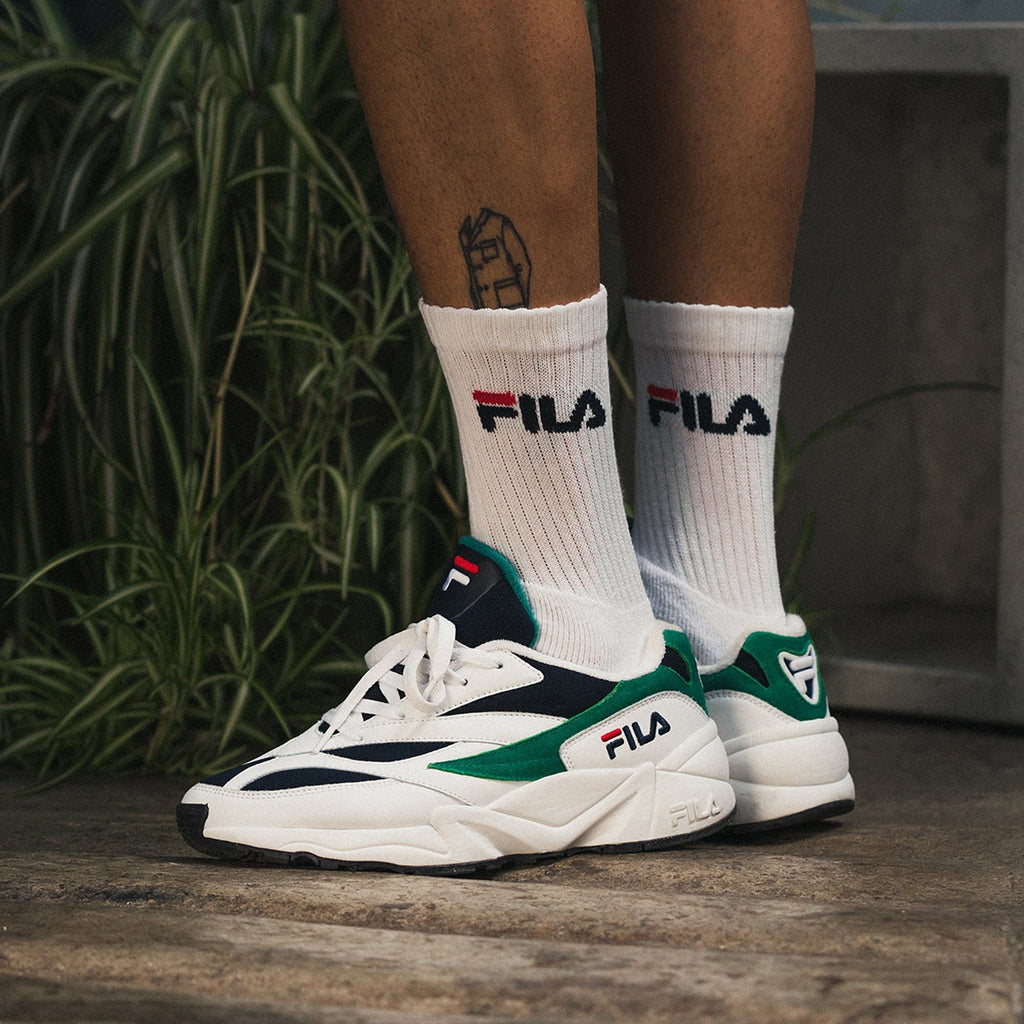 fila venom low sneakers