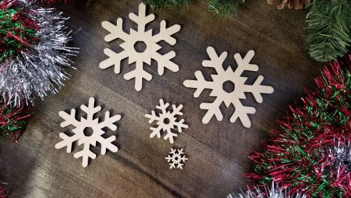NOLITOY 10pcs Double Decorative Wood Chips Wooden Cutout Farmhouse  Snowflake Ornaments Wooden Snowflakes for Crafts Rustic Xmas Decorations  Unfinished