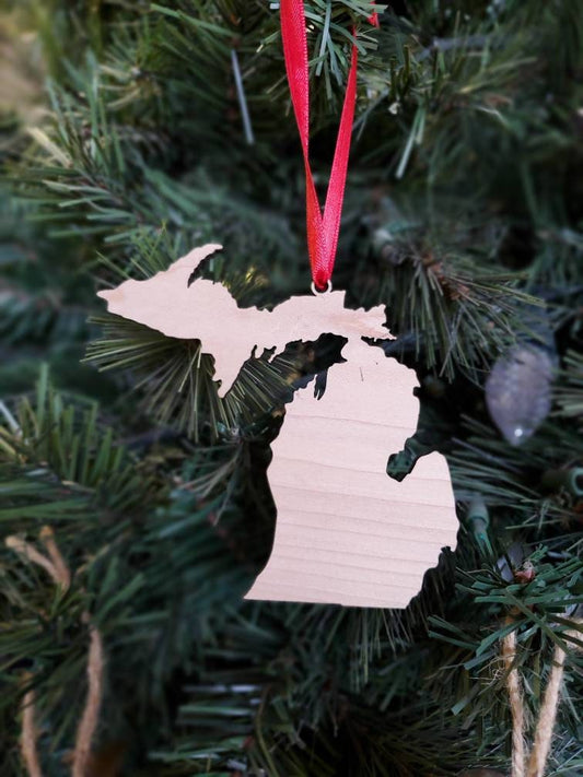 Ohio State Shape Wooden Ornament. Engraved Ohio Ornament. – C & A
