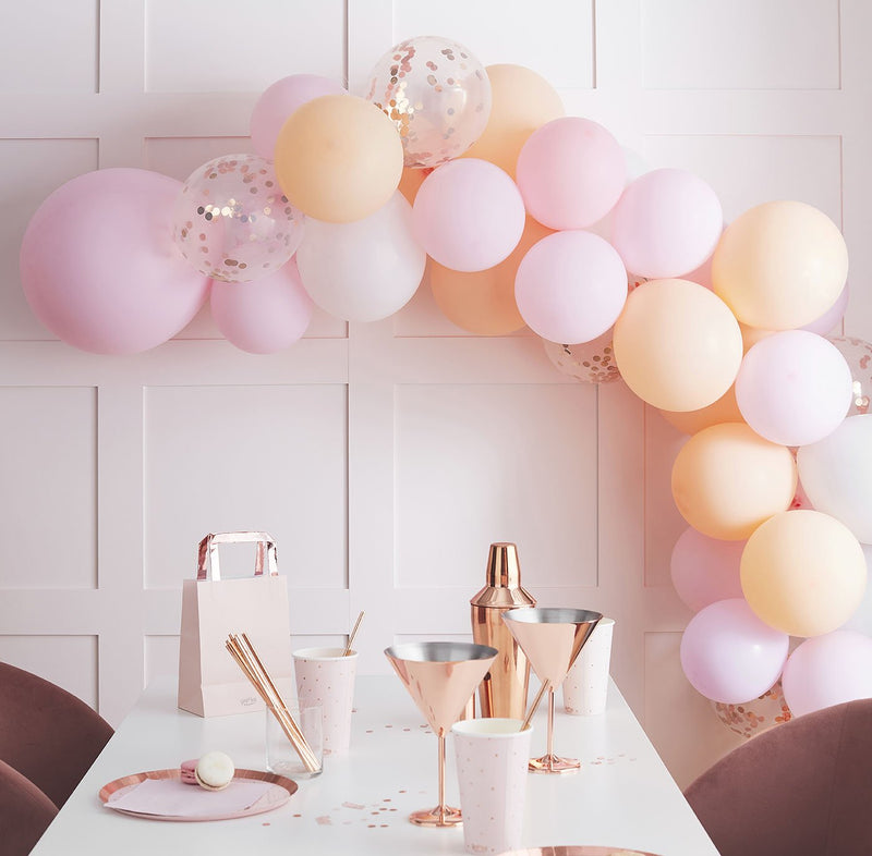 Kit De Decoration Anniversaire Ballons Boules Alveolees Rosaces Roses