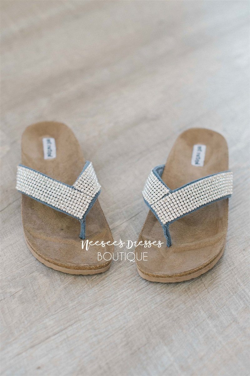 sparkly flip flop sandals