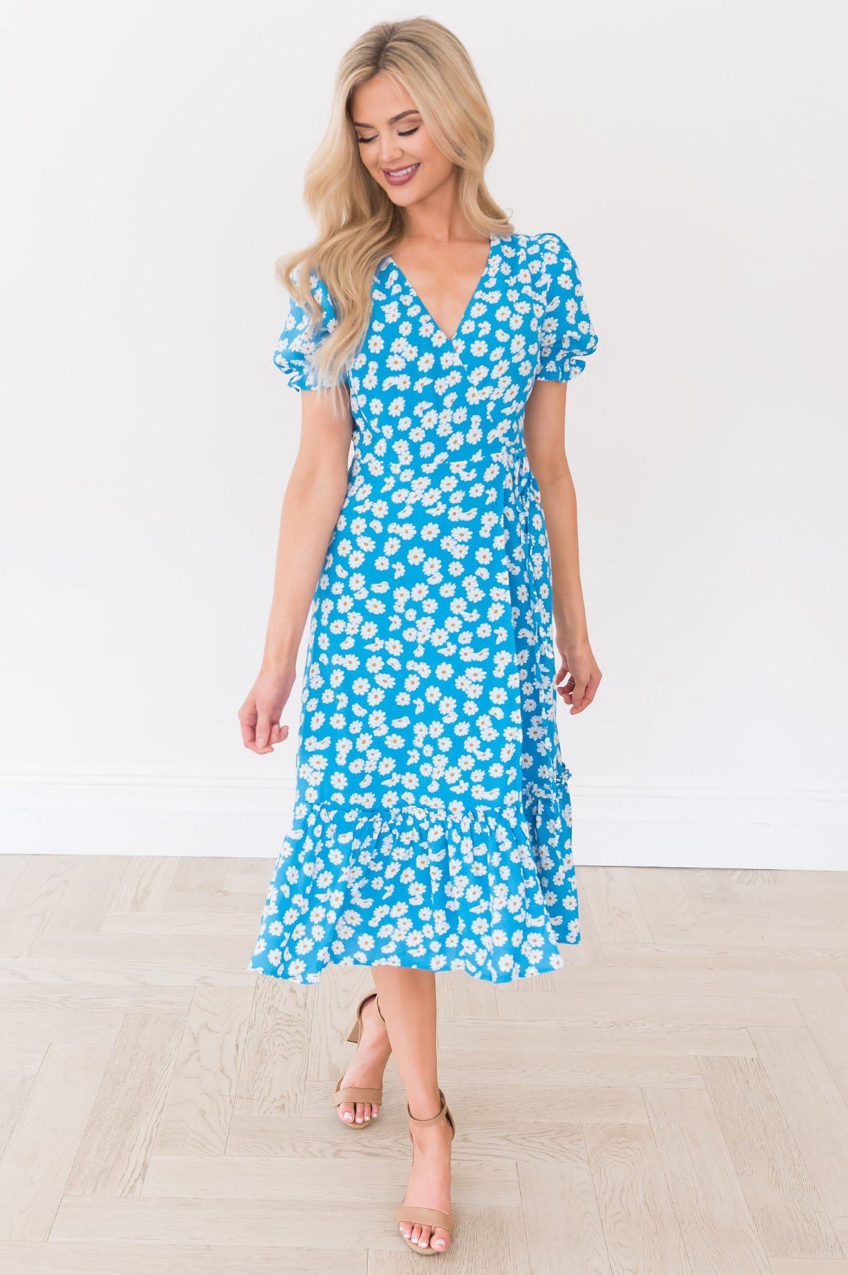 The Jandee Modest Daisy Floral Dress - NeeSee's Dresses