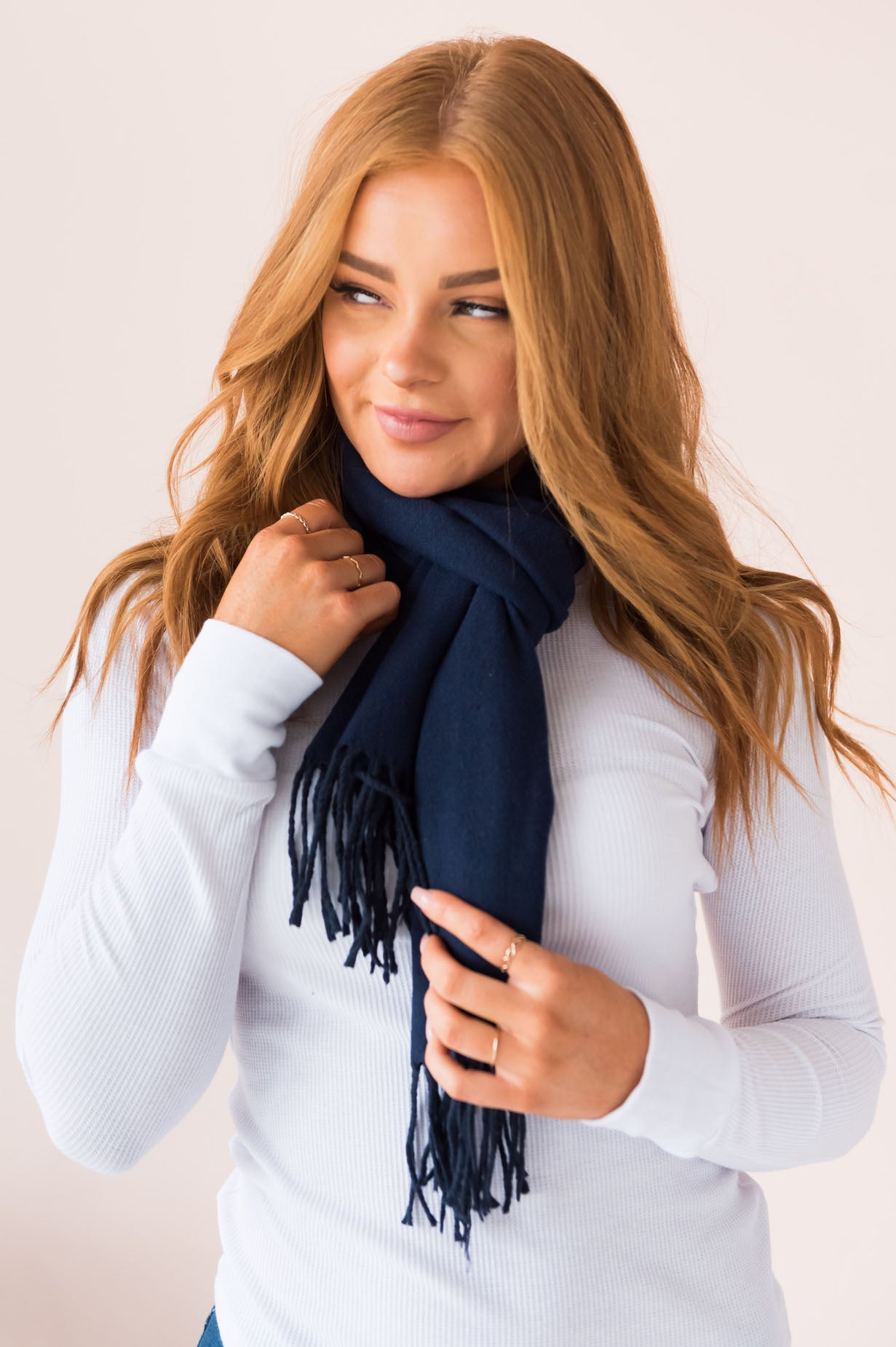 Cozy & Stylish Fringed Edge Scarf