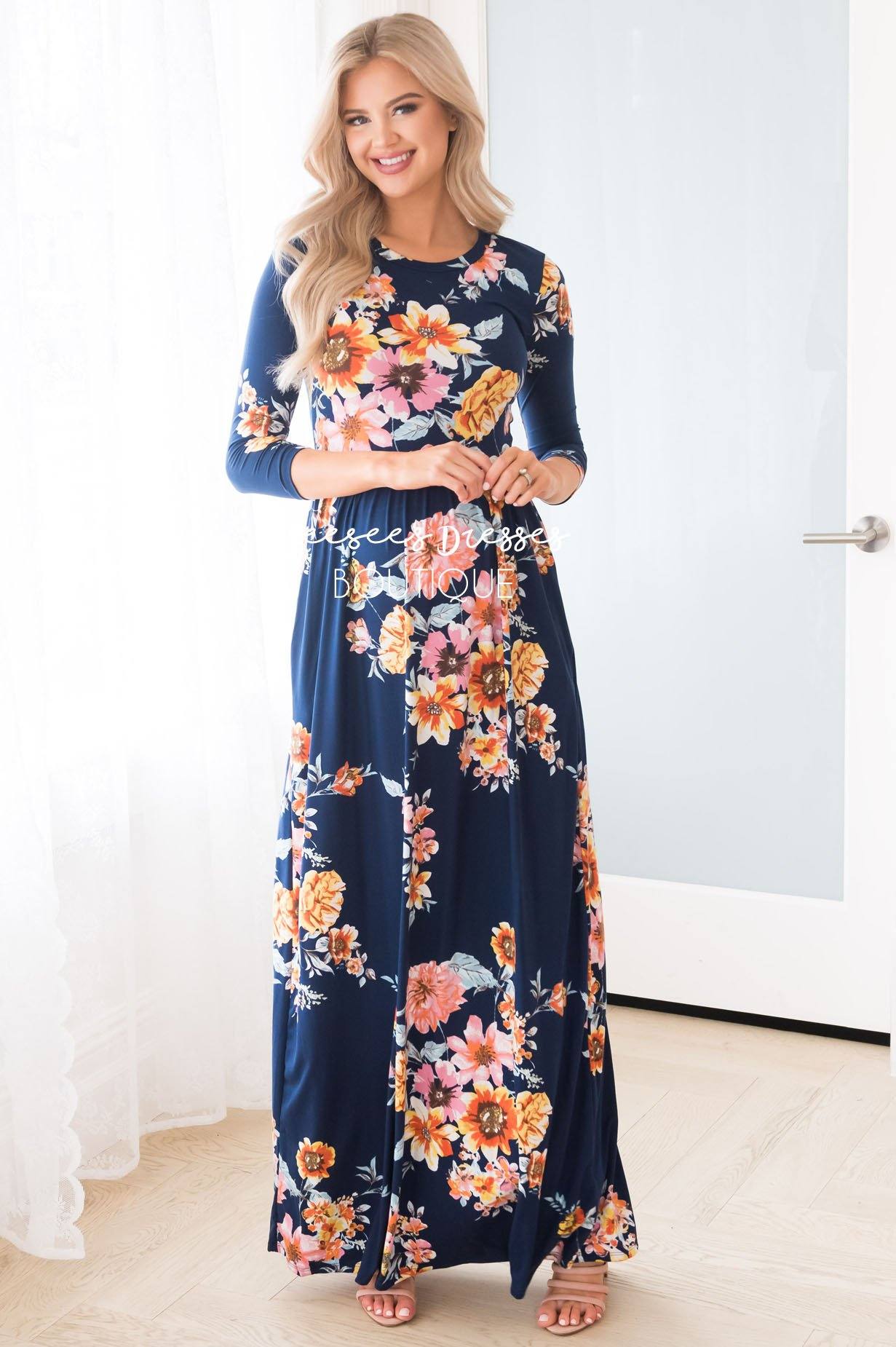 The Dahlia Modest Maxi Floral Dress - NeeSee's Dresses