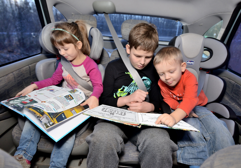 kids learn in the backseat