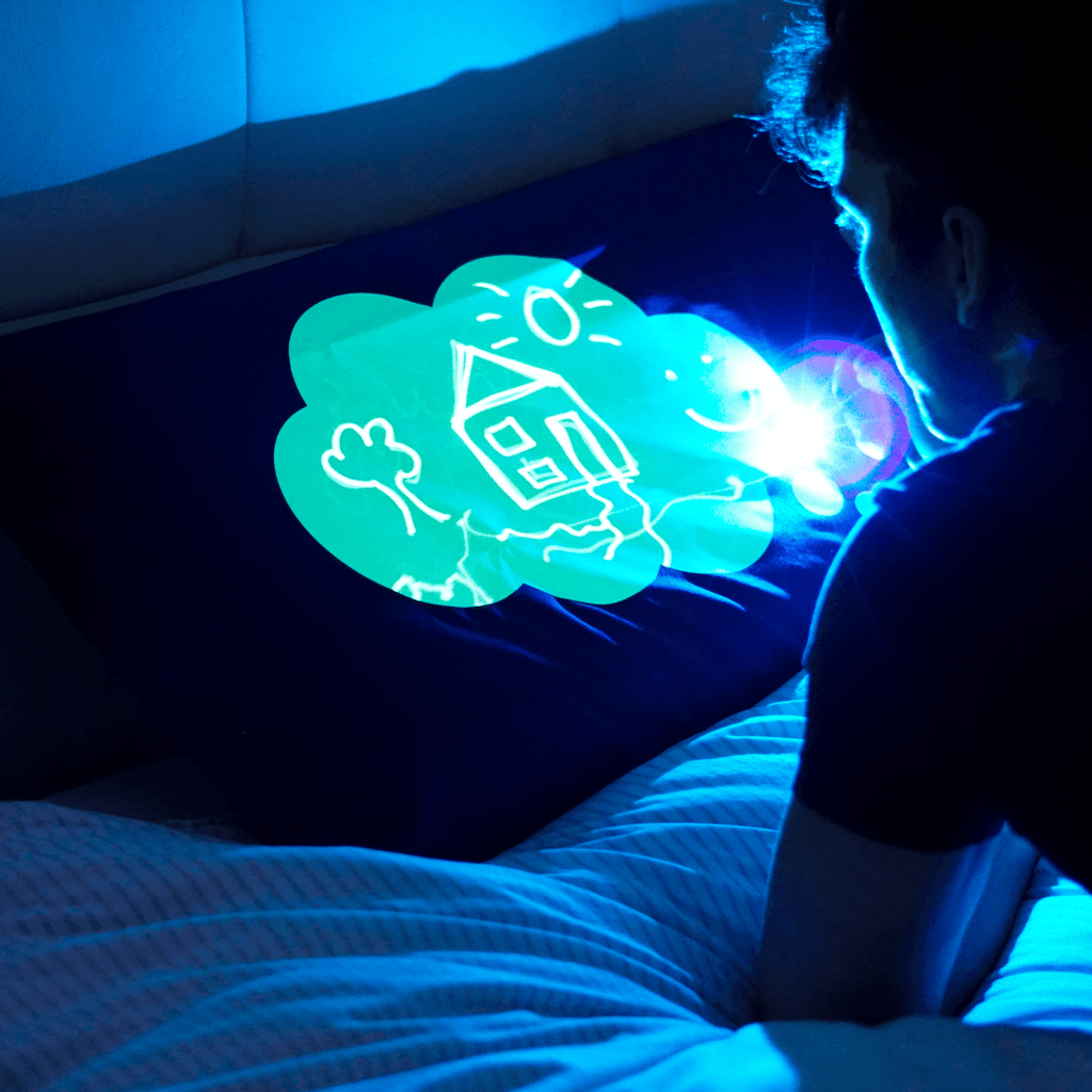 glow in the dark doodle board