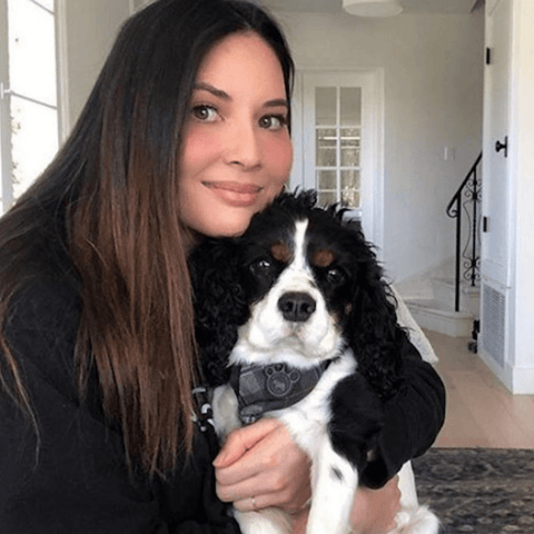 Olivia Munn and her doggo
