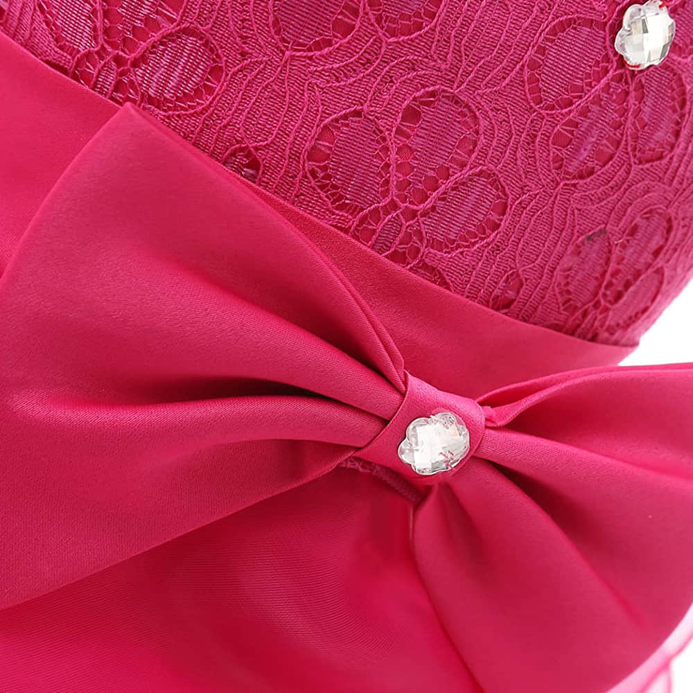 Big Bowknot Decorates in the Waist 
