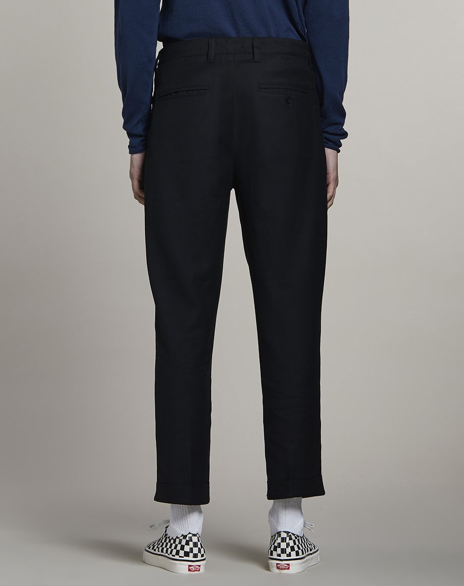 black trousers mens