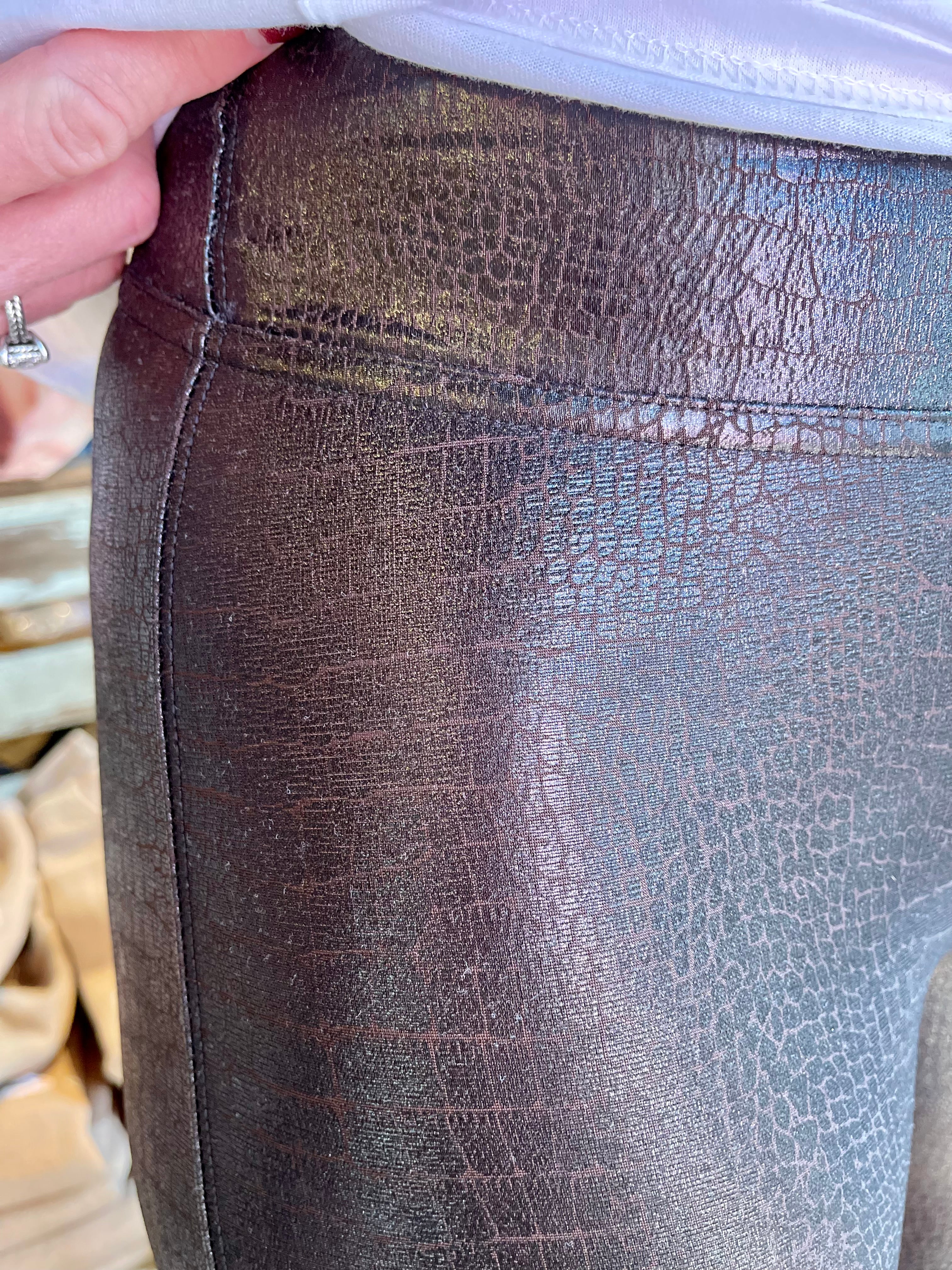 Spanx Faux Leather Croc Shine Leggings Darkened Olive Army Green Shiny  Snake XS - $45 New With Tags - From Shop