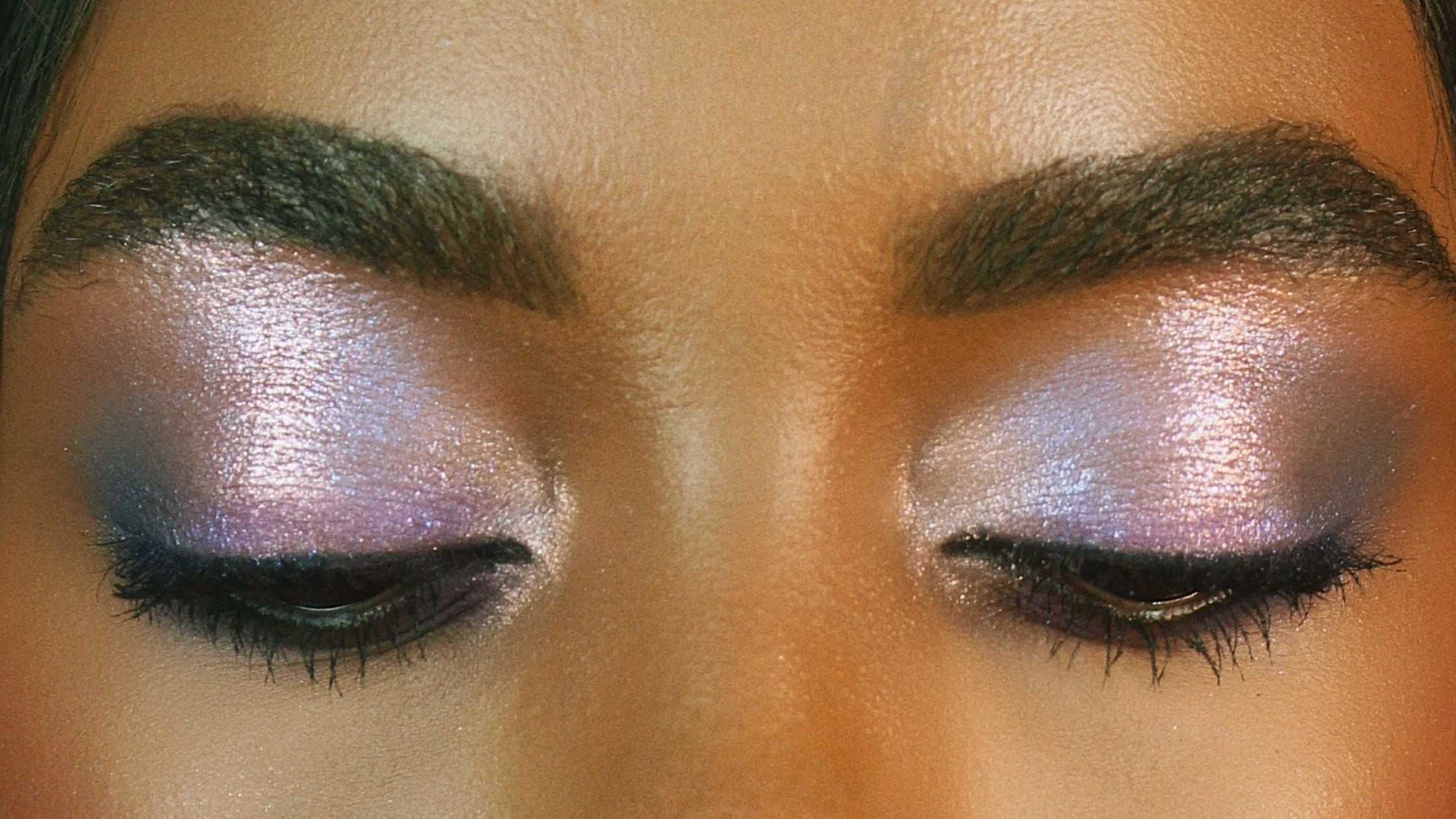 Glitter Eyes With Glitter Eyeshadow Palette