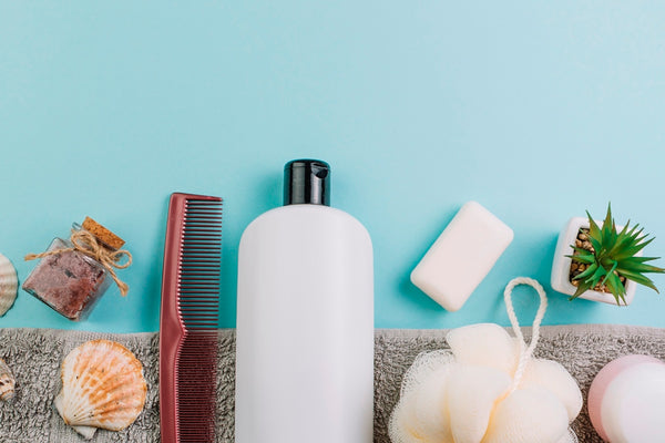 Dandruff shampoo and accessories