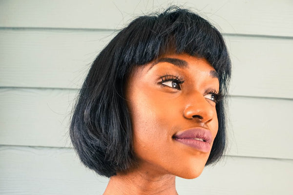 Relaxed short bob