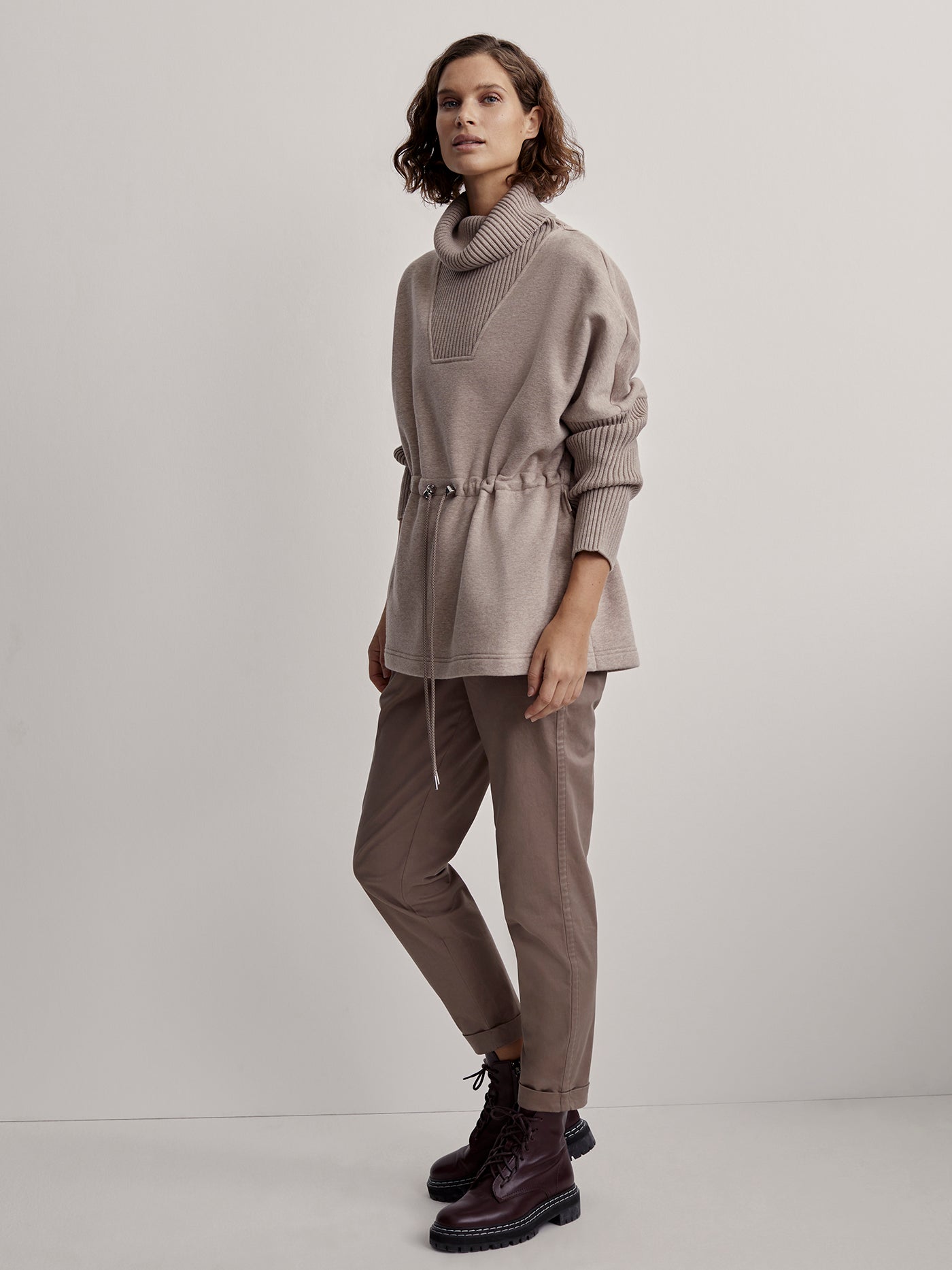 Cavello turtleneck sweatshirt in brown - Varley