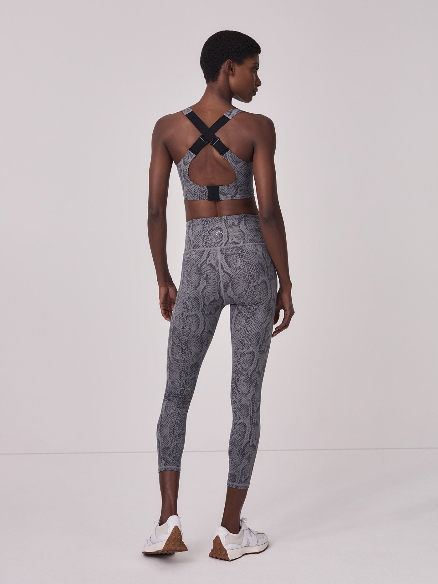 Let's Go High Rise Legging Olive Snake, Varley