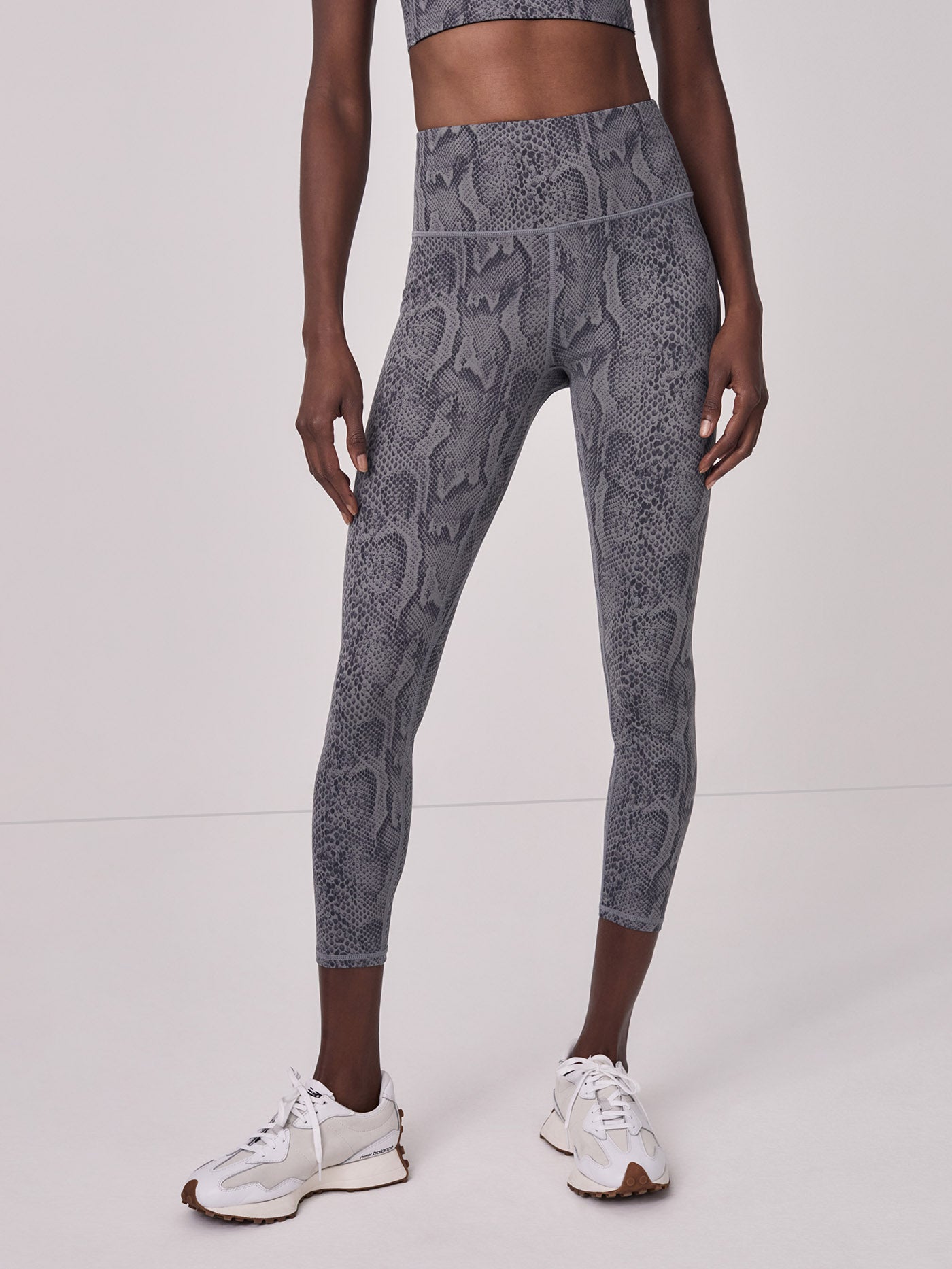 Riliscion, Pants & Jumpsuits, Riliscion Size Large High Waisted Active Workout  Leggings Side Pockets Gray
