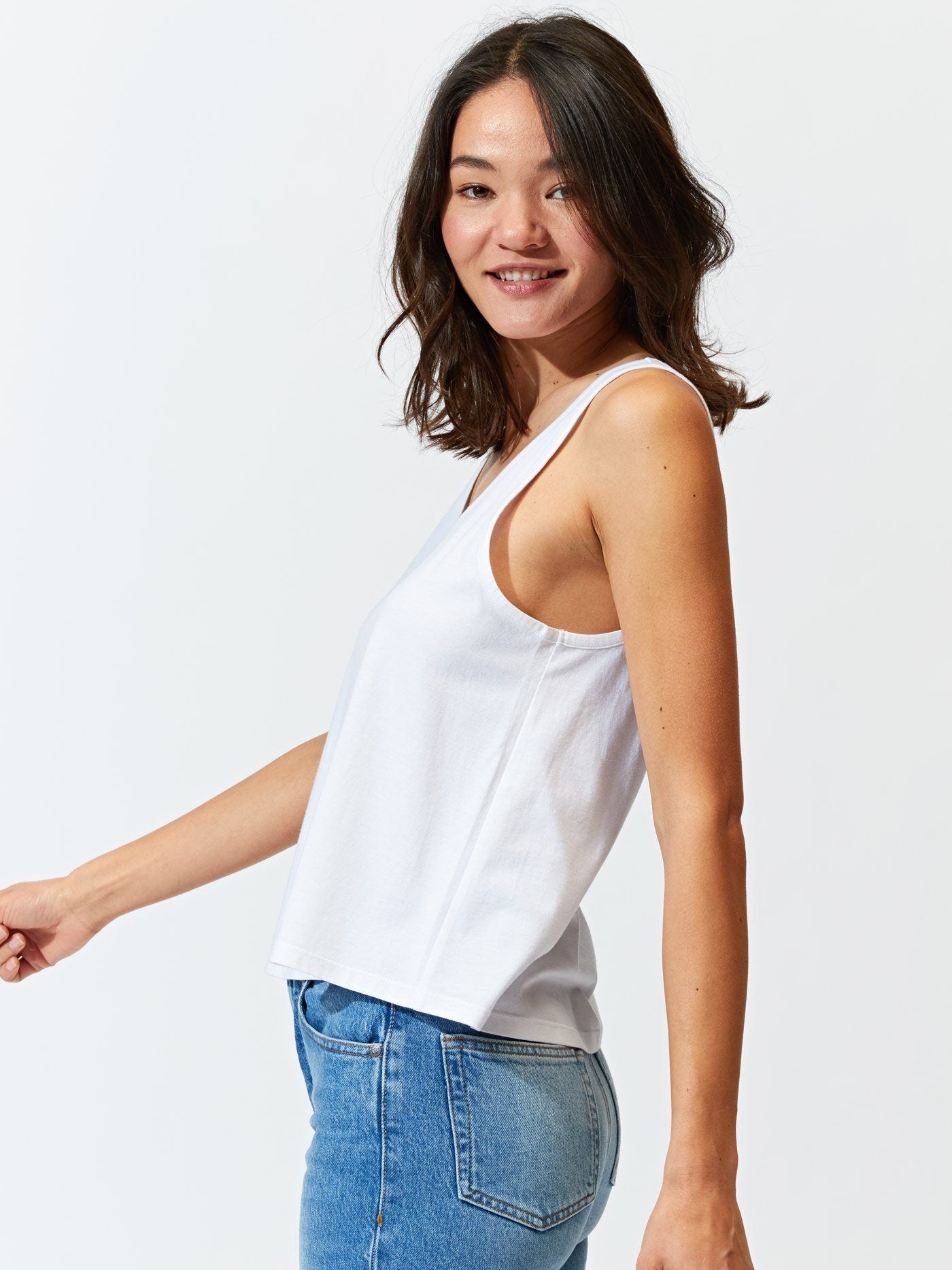 Women'S Invincible Cami Tank in Heather Grey – Threads 4 Thought