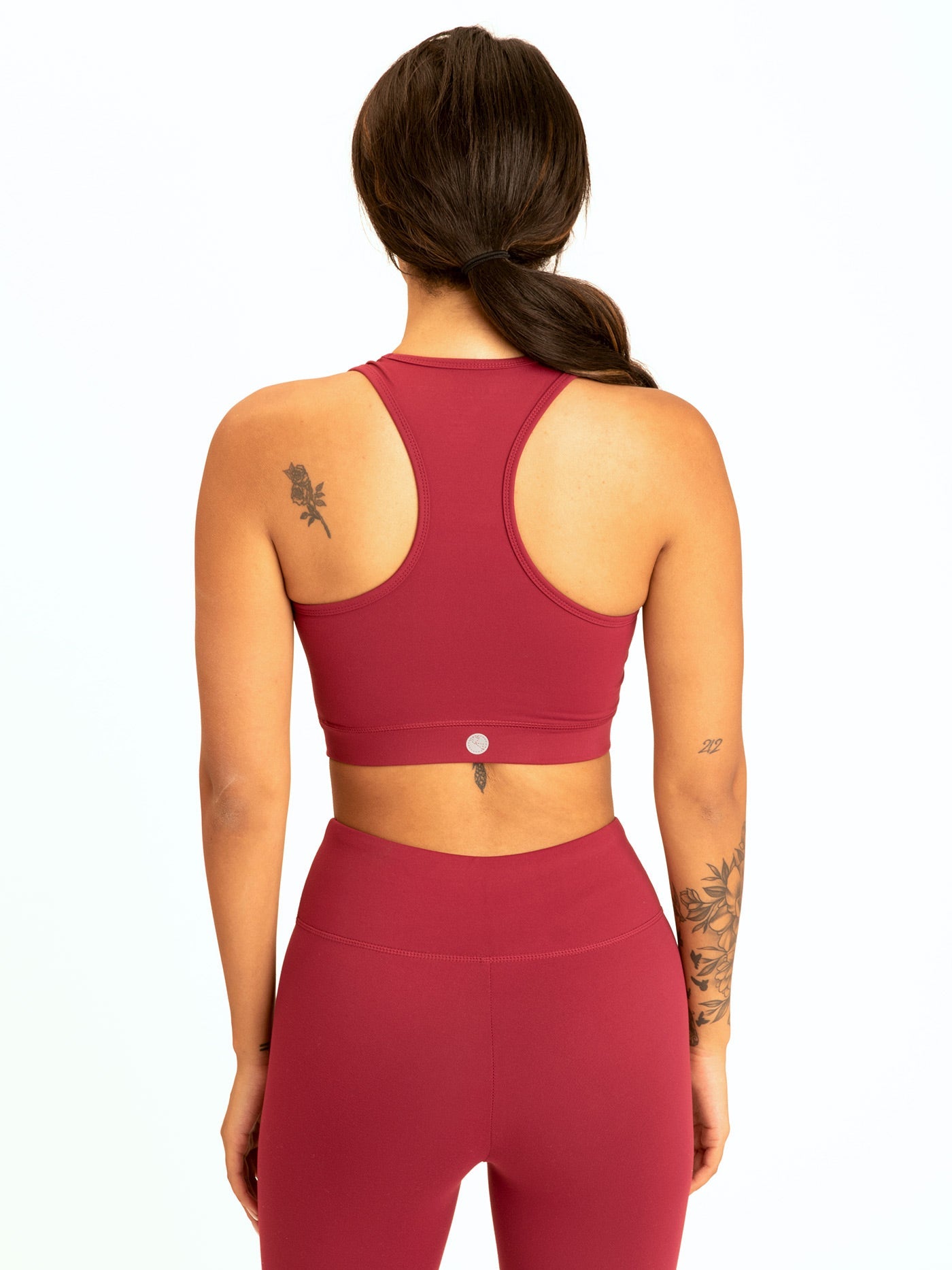 For my big chested ladies, what tanks actually work for you? Align tank  (16) is not working for me. : r/lululemon