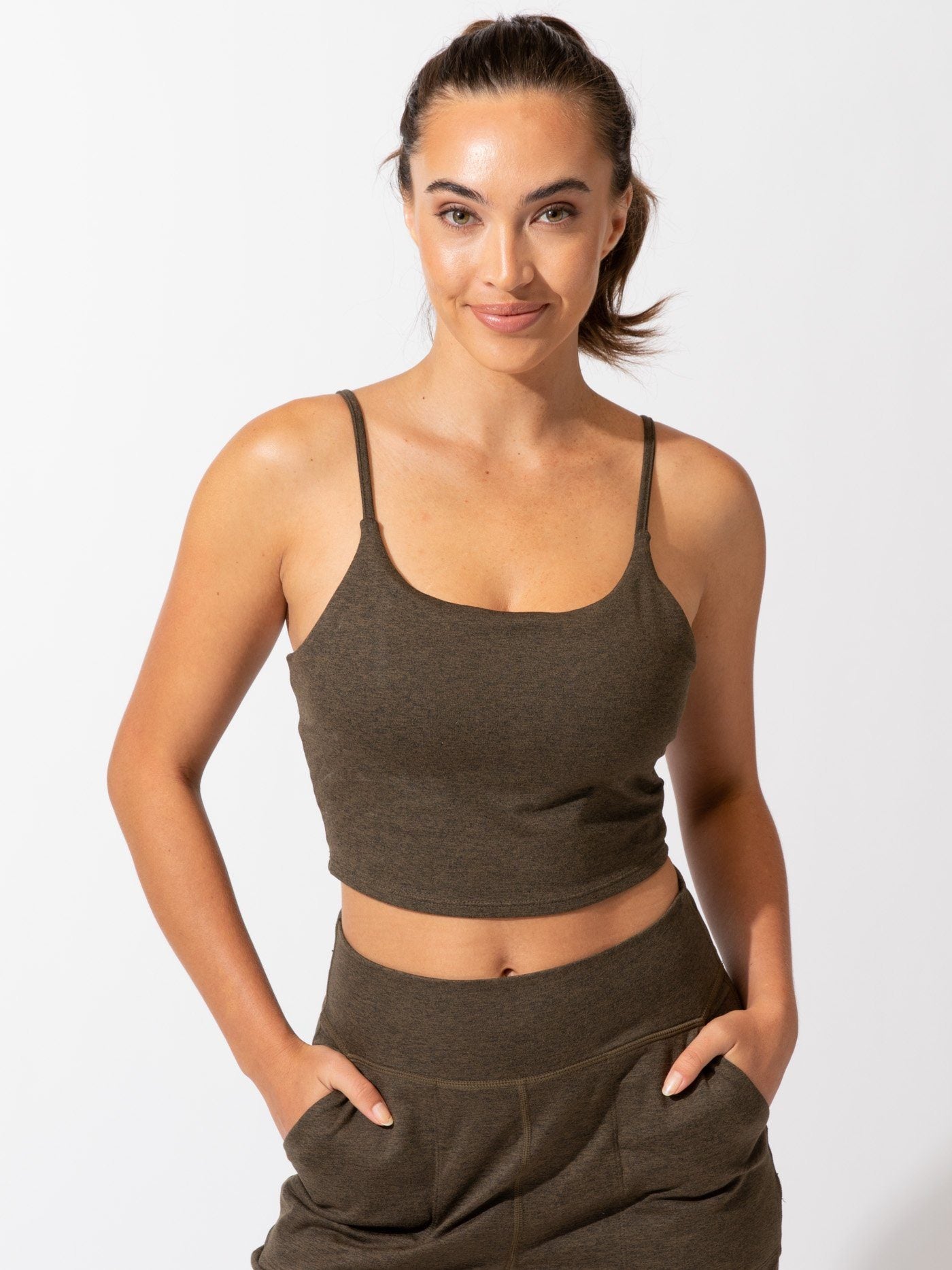 Soraya Sports Bra in Jet Black – Threads 4 Thought