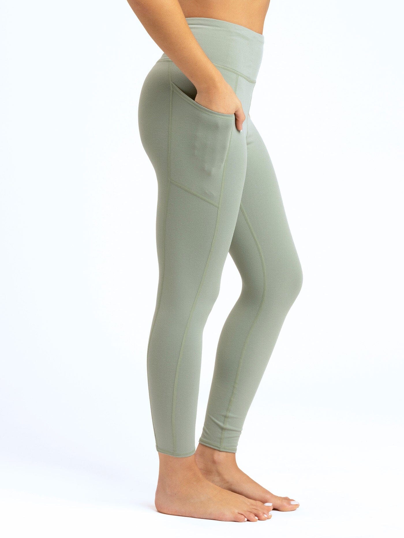 Astrid Pocket Legging in Aloe – Threads 4 Thought