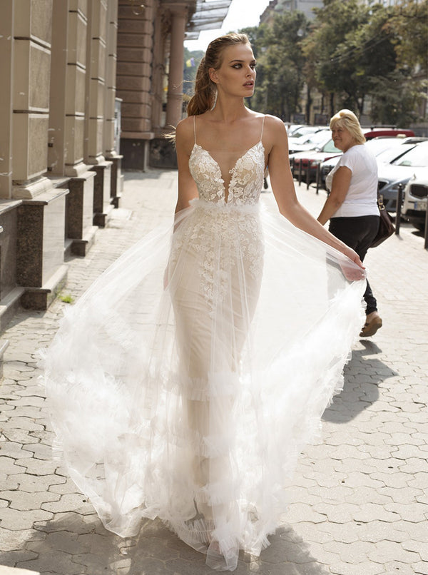 The Luxe Bridal Boutique- Specialize in wedding dresses | Woodinville