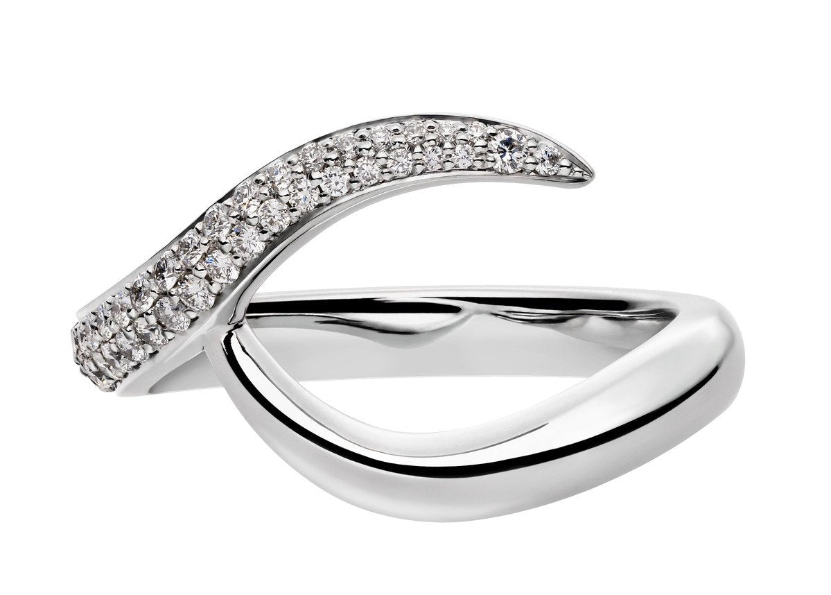 Shaun Leane Entwined Platinum 0.16ct Diamond Inward Wedding Ring - M