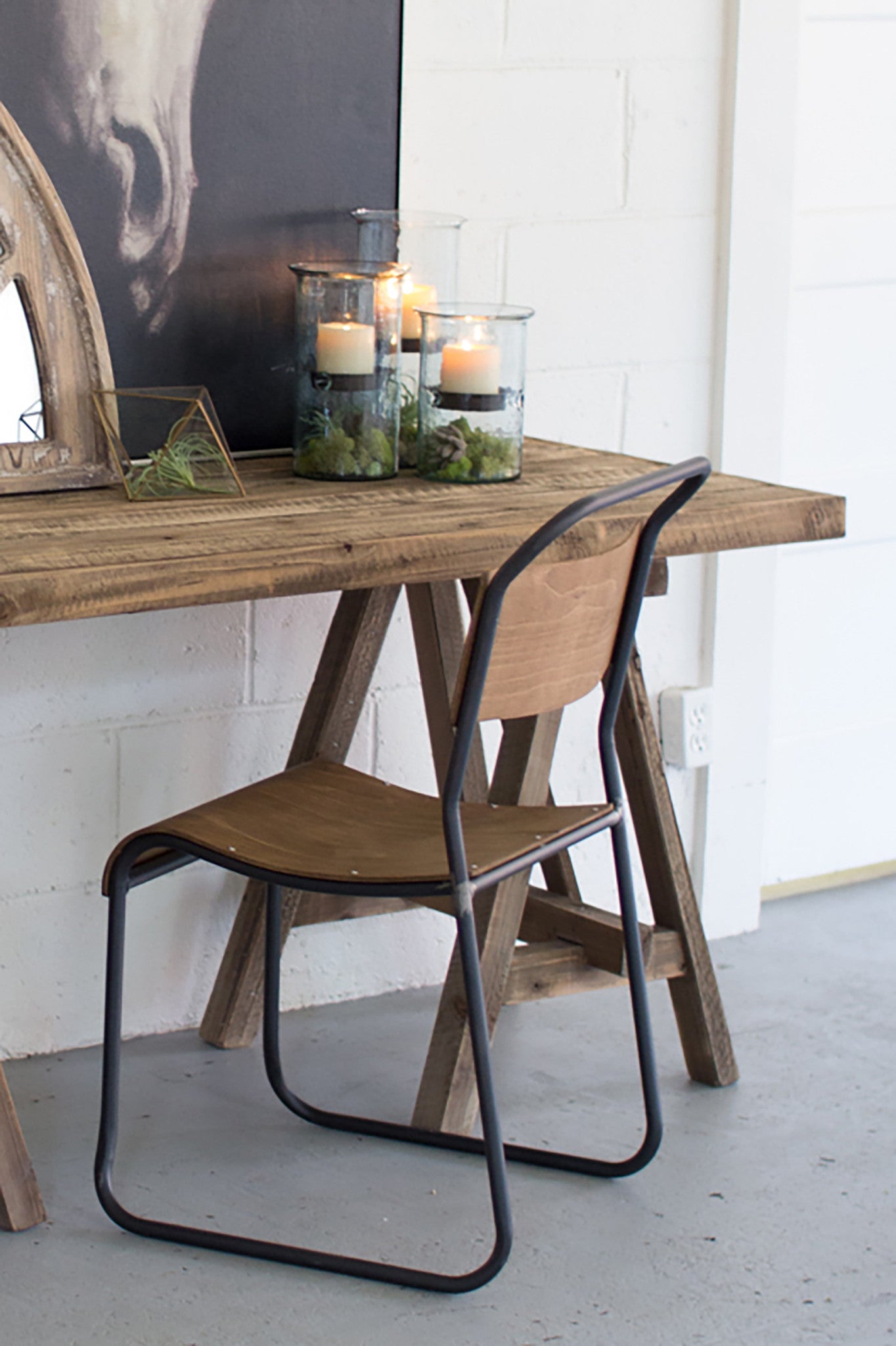 Rustic Reclaimed Wood Sawhorse Desk Woodwaves