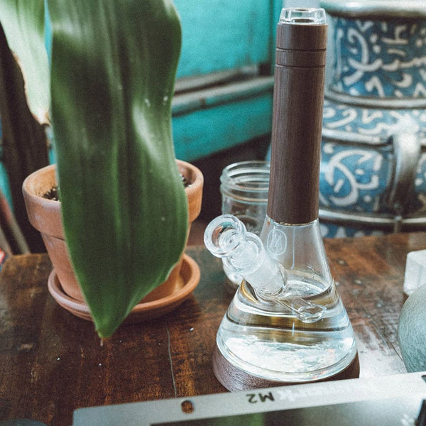 Weed Glass Pipes: A Complete Beginners Guide