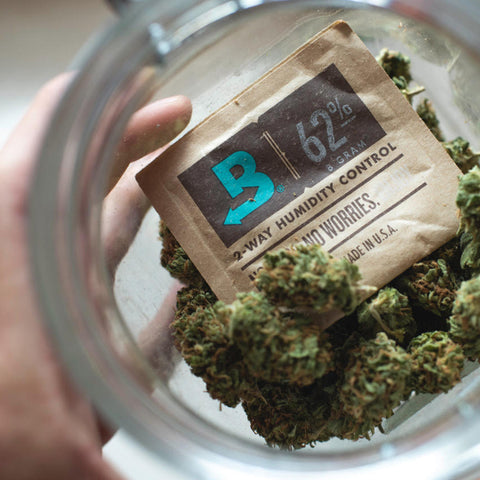 Boveda 62% Humidity Control Size 8