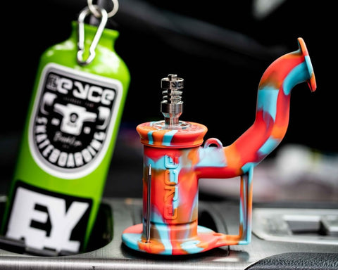 Eyce Silicone Dab Rig 2.0 - It's 4:20 Somewhere