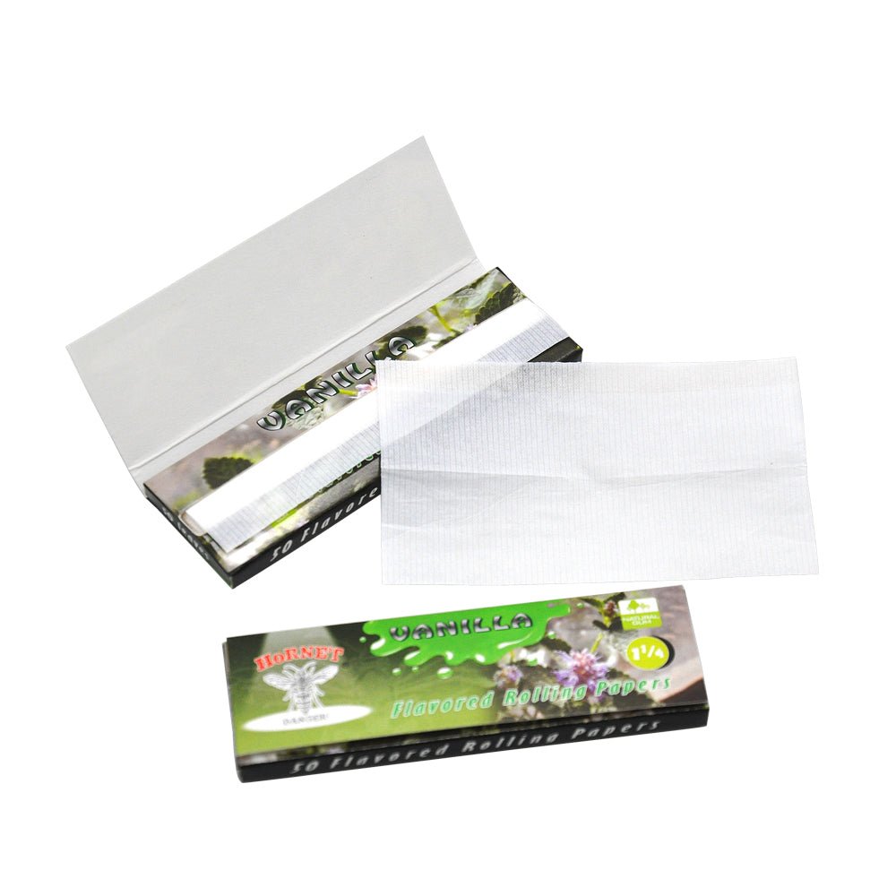 Hornet Vanilla Flavored Rolling Paper 5 Booklets