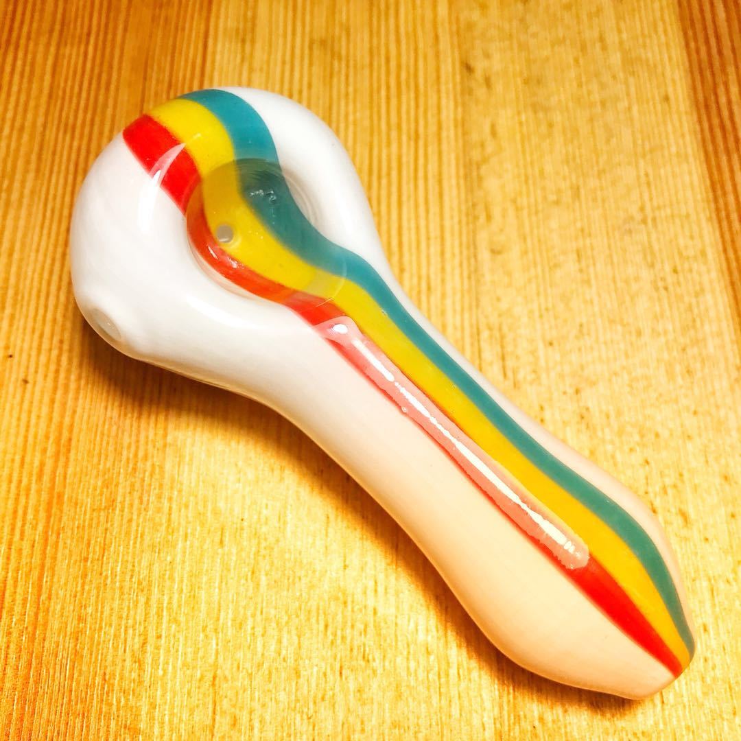 Rasta Scheme Glass Pipe