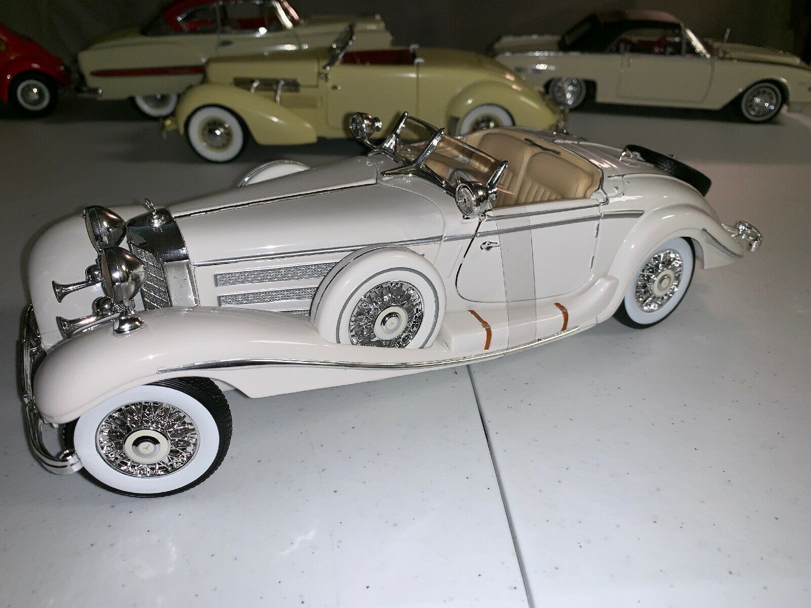 Maisto プレミアシエディション 1:18シリーズ PE 1936 メルセデス 500K