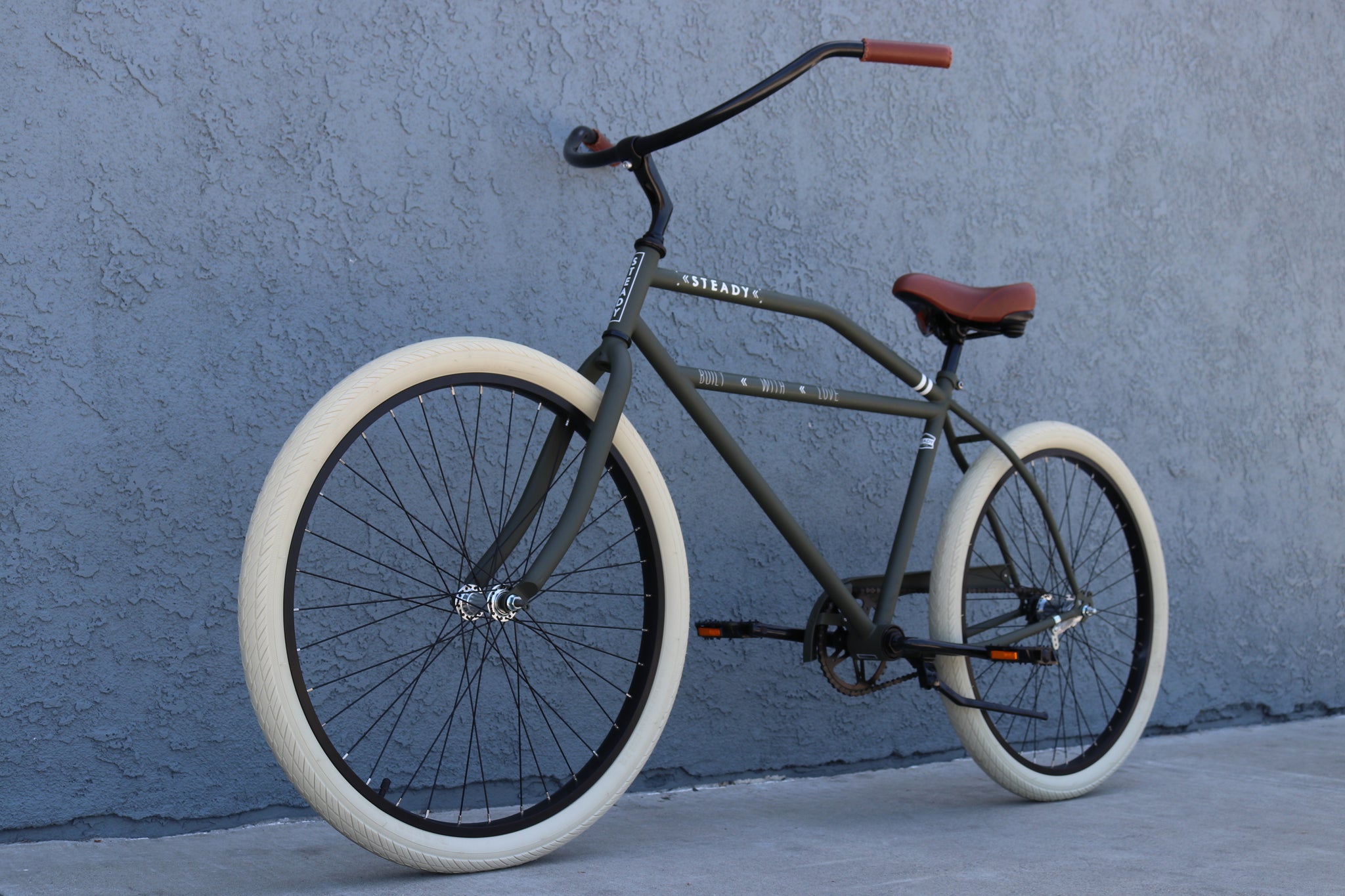 retro beach cruiser bike
