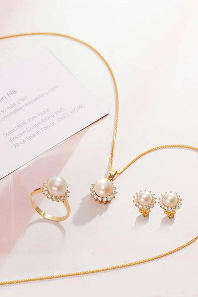 white pearl sunflower gold jewelry by AME Jewellery