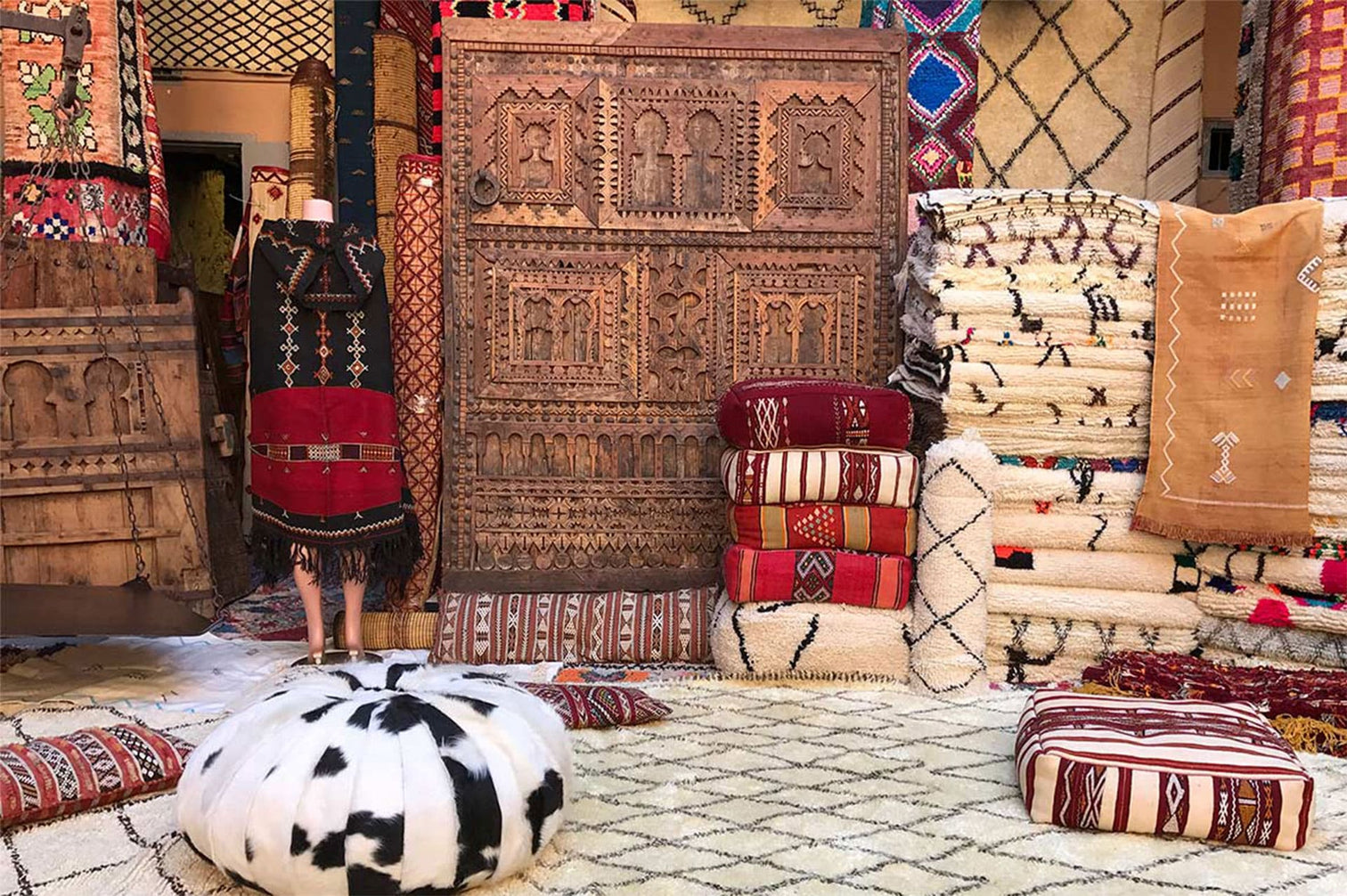 How stuff #moroccan #ottoman #pouf - Stuffing pouf guide 