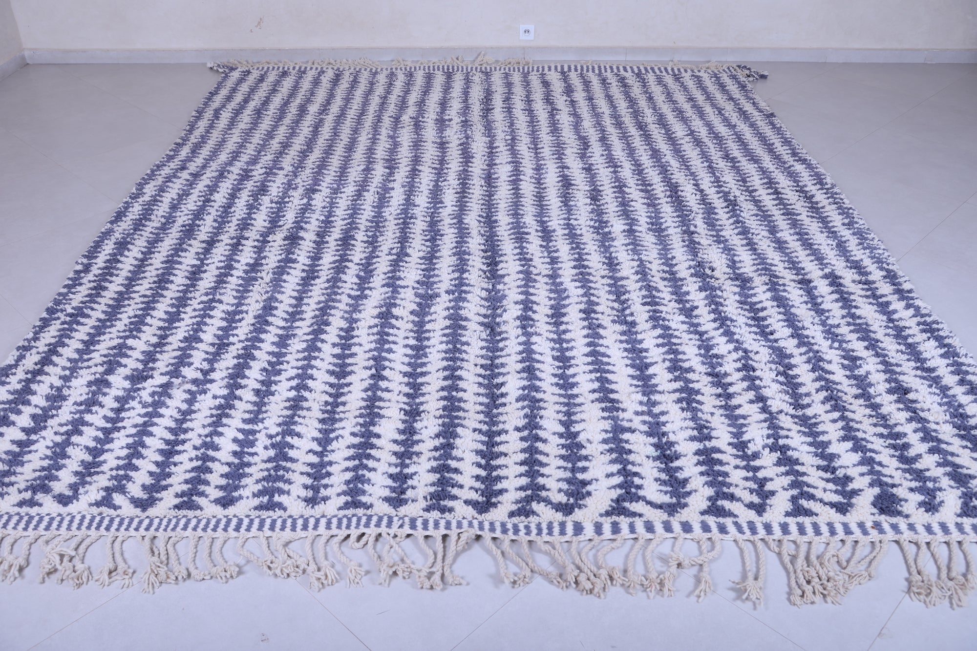 Moroccan Beni Oulinain Rug