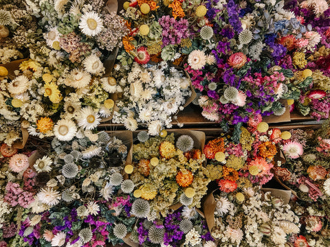 Dried flower arrangement, image courtesy of Nikki @ladyshatfarm