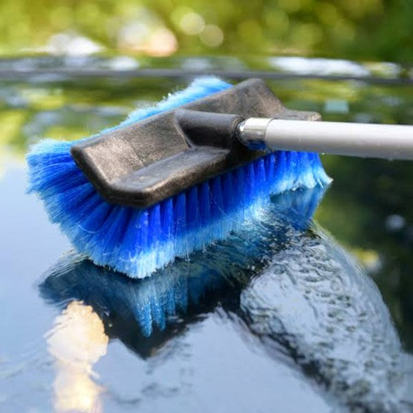 A person wash his car Roof with 12 Flow-Thru Brush Head Soft Bristle