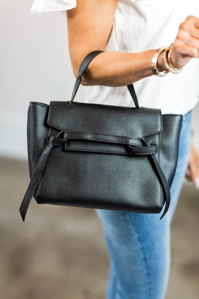 安心の関税送料込み clesste everyday bag black ショルダーバッグ