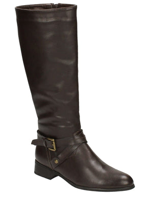 knee high boots with buckles and straps