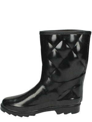 black quilted wellies