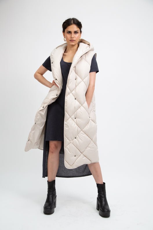 Shop Ladies Sleeveless Quilted Jacket Navy at Woollen Wear