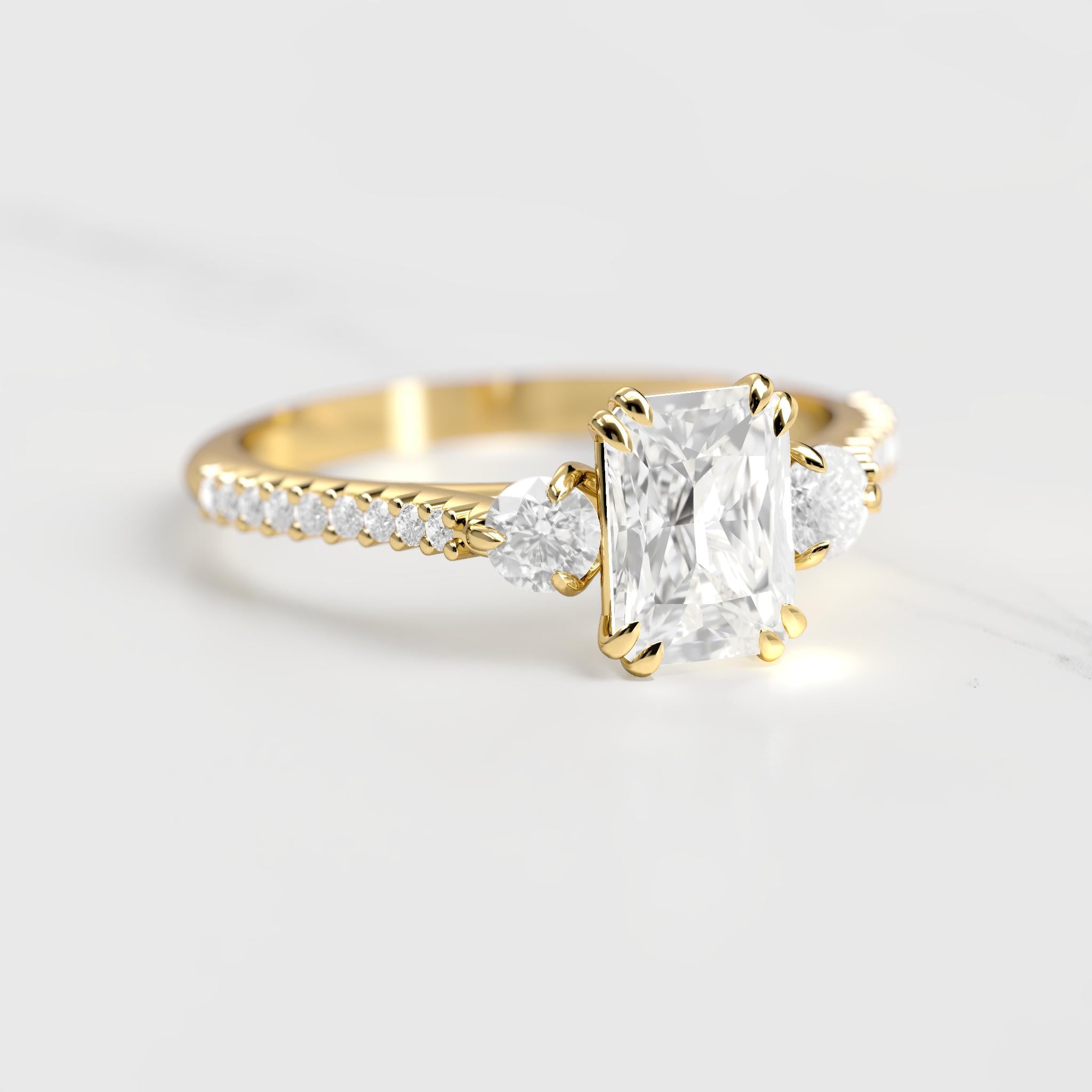 RADIANT HALF PAVE DIAMOND RING WITH ACCENT STONES - 18k yellow gold / 0.3ct / natural diamond