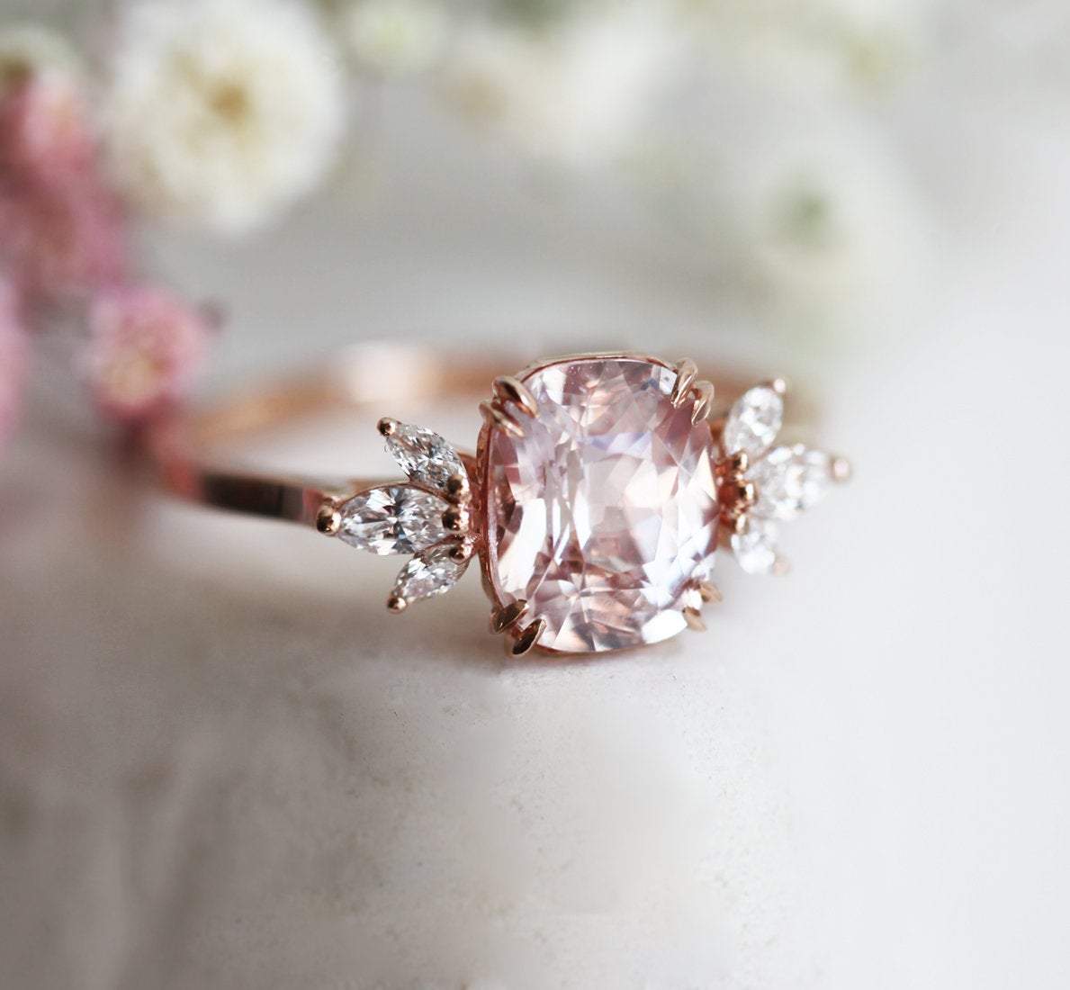 Aretha Peach Sapphire ring